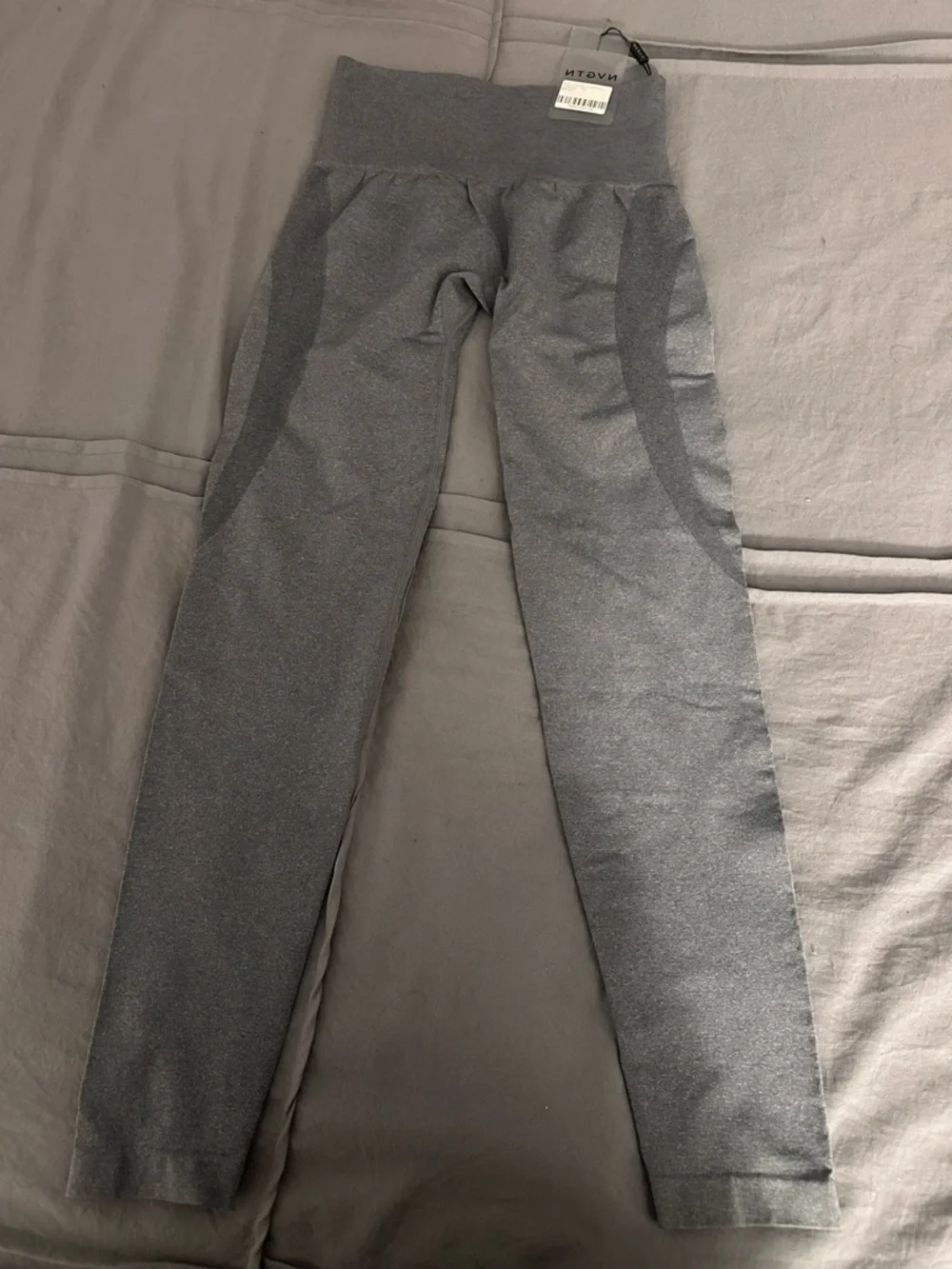 NVGTN Grey Contour Seamless Leggings - Picture 3 of 3